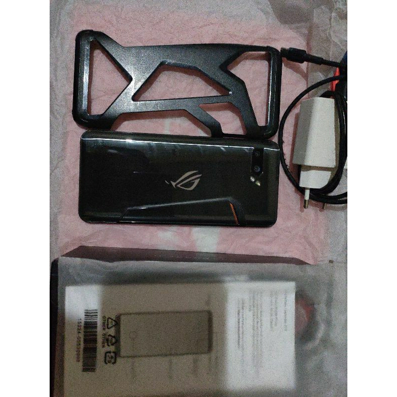 asus rog phone 2 second
