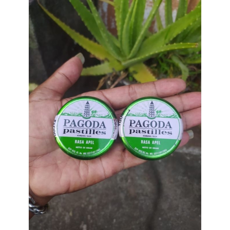 

PAGODA PASTILES TAHUN 80AN KEMASAN JADUL ( HANYA UNTUK PAJANGAN SAJA ) KOLEKSI PRODUK JADUL ORIGINAL