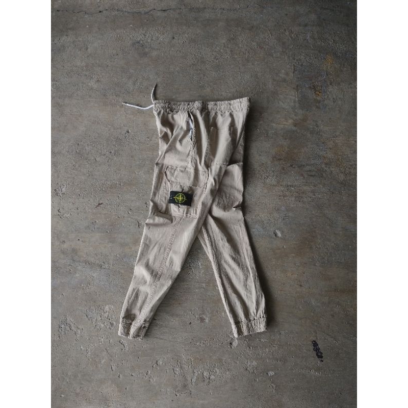 Celana Joger Cargo Stone Island