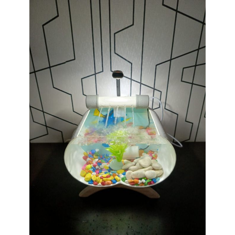 akuarium mini love kaki kayu dengan filter air terjun