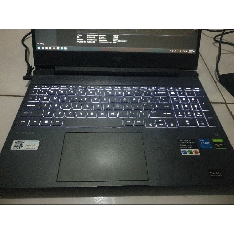 HP Victus 15 Core I5-12500H 16/512