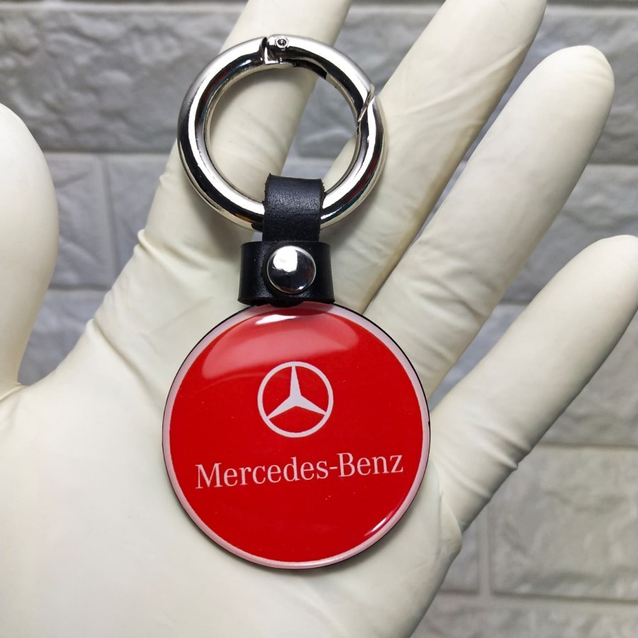 Gantungan kunci mercedes benz