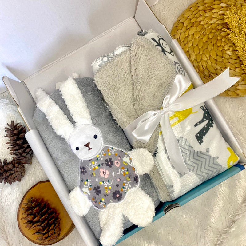 HAMPERS BAYI KADO BAYI GIFTBOX BAYI HADIAH BAYI CEWEK HADIAH BAYI COWOK BISA COD