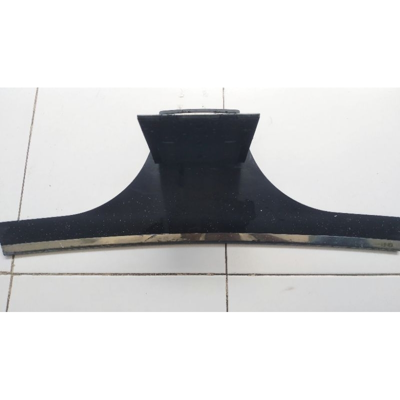 KAKI TV SAMSUNG UA55HU7200WPXD STAND TV UA55HU7200