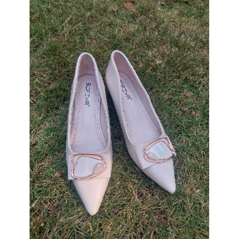 SEPATU HEELS SOFIYA