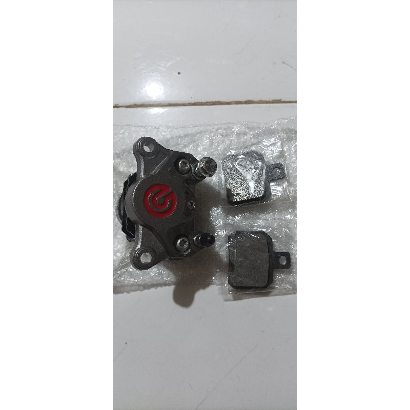Kaliper Brembo 2p Big logo red grade Thailand