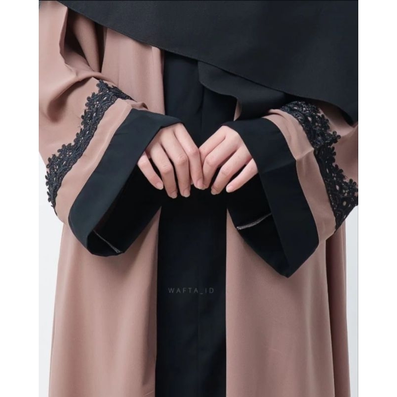 PRELOVED Juwairiyah Abaya by Wafta