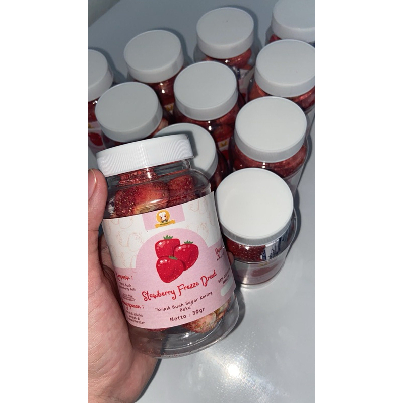 

Frezze Dried Strawberry
