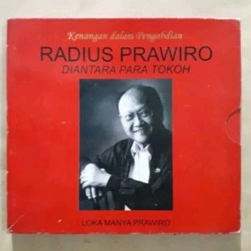 Buku Radius Prawiro - Diantara Para Tokoh