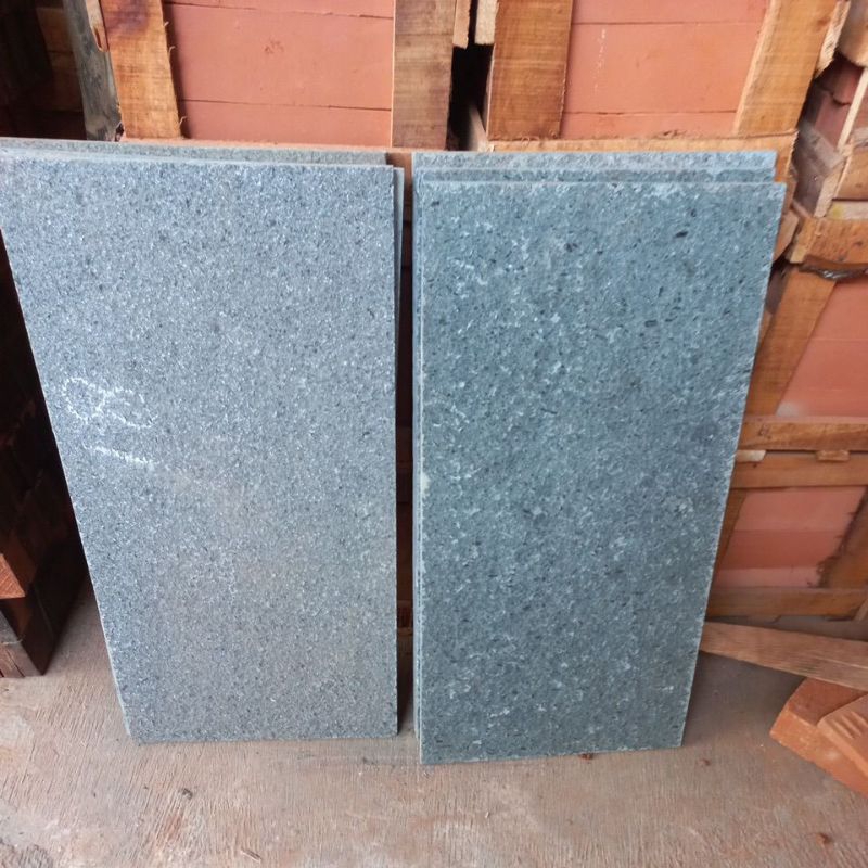 batu andesit bakar 30x60 cm