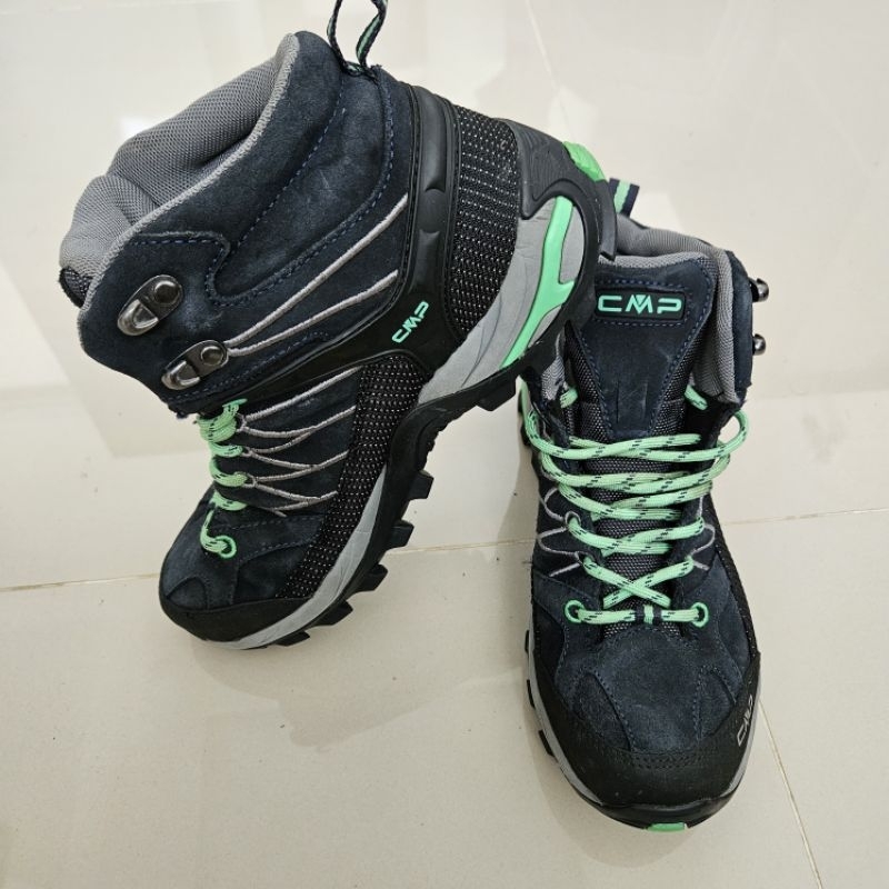 Sepatu Second Branded CMP Rigel Mid WP hiking boots size 39 insole 25