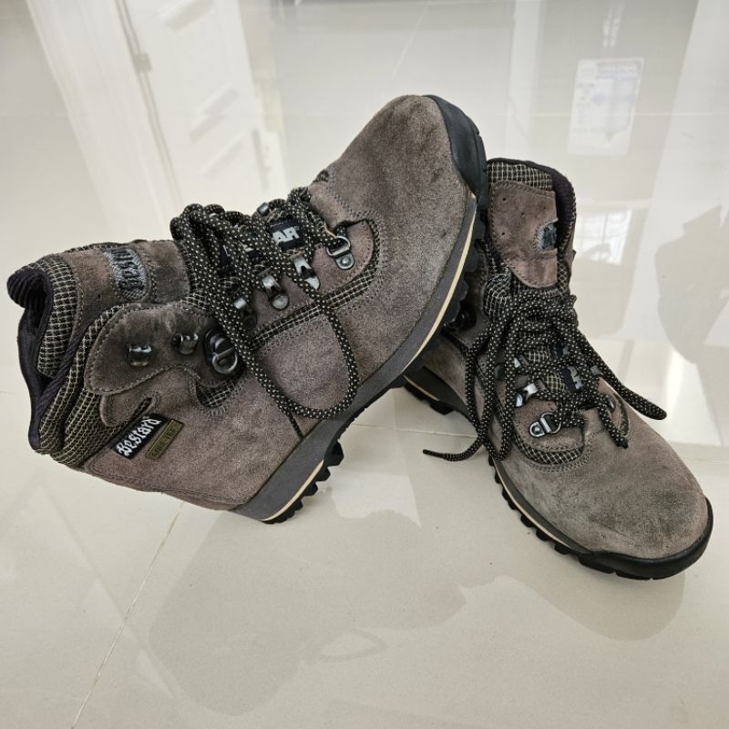 Sepatu Second Branded BESTARD OUTDOOR Size 39,5 Insole 25cm