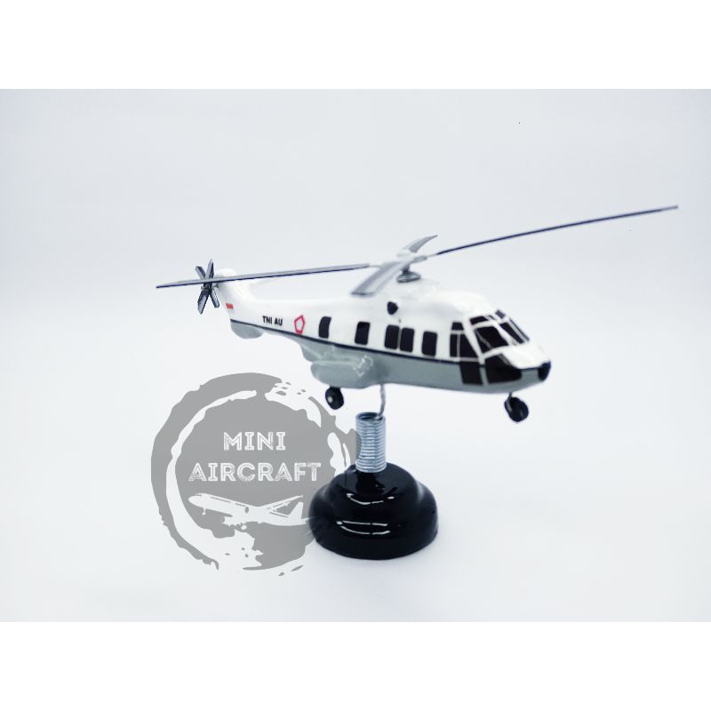 Miniatur Pesawat Helikopter super puma abu putih