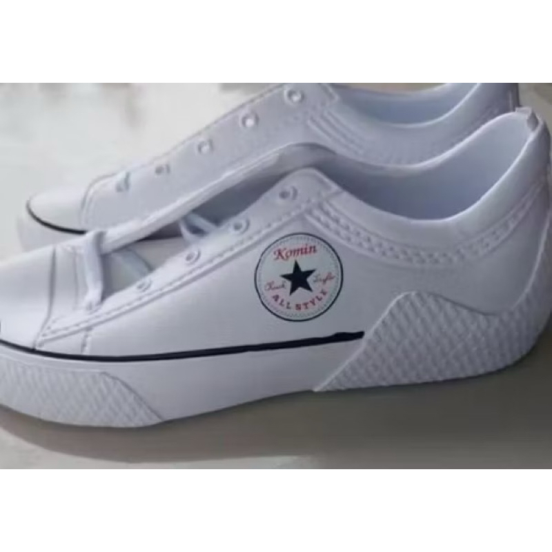 SEPATU KARET PYLON KOMIN ALL STAR  DAN GARIS PUTIH RINGAN NYAMAN (RANDOM)