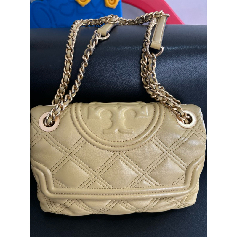 preloved Tory Burch fleming soft small beeswax