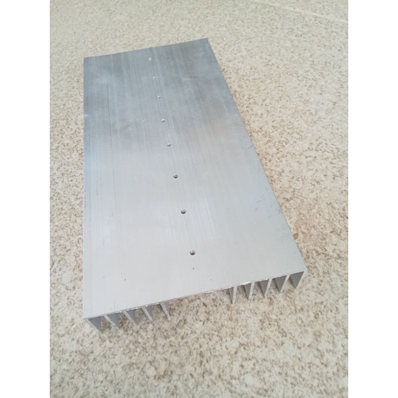 Heatsink Pendingin 20 cm tebal