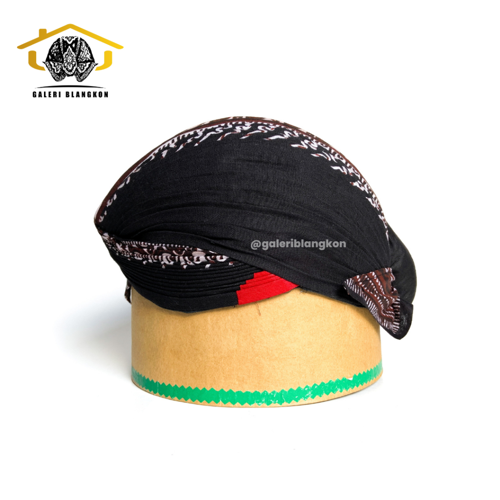 Blangkon Jogja Lipat Motif Batik/Polos Aksesoris Pakaian Tradisional Adat Jawa Among Tamu Pria Dewas