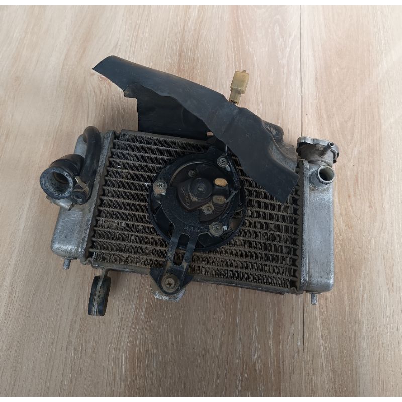 KIPAS RADIATOR YAMAHA VIXION OLD NEW ORIGINAL RADIATOR DAN KIPAS RADIATOR VIXION PNP MX NEW OLD