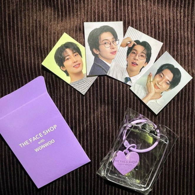 Wonwoo Seventeen ID Photos & The Face Shop Holder Set