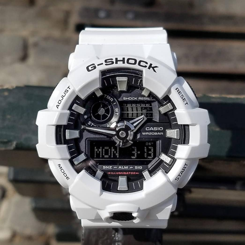 JAM TANGAN ORIGINAL G SHOCK GA-700-7ADR / GA7007ADR / GA 700 7ADR