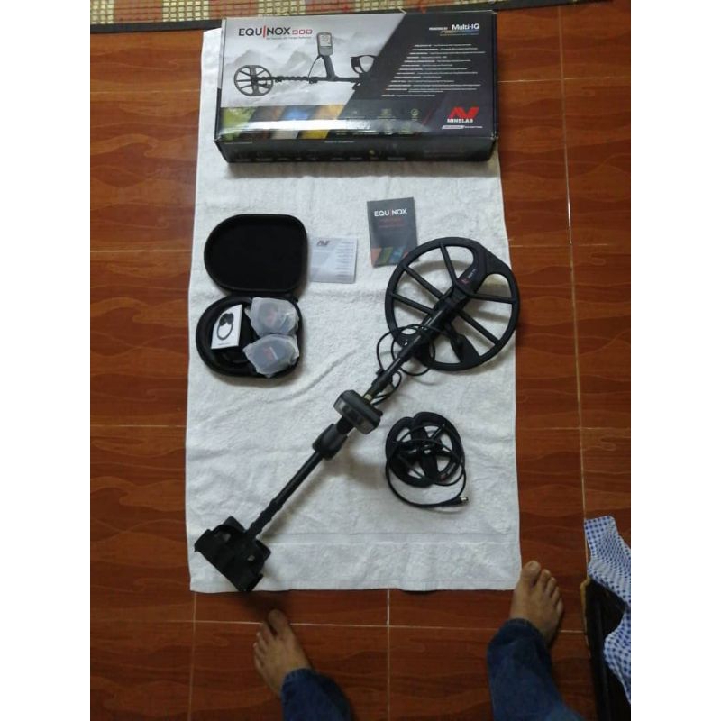 equinox900