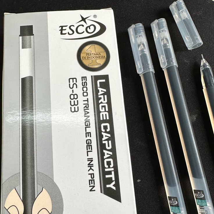

SPECIAL Pulpen gel Esco Large Capacity ES833 TRIANGLE GEL PEN isi 12 Pcs