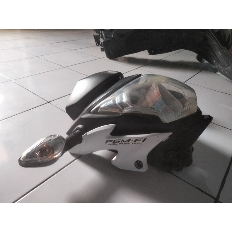 batok kepala depan belakang Honda CBR150R lama old original copotan