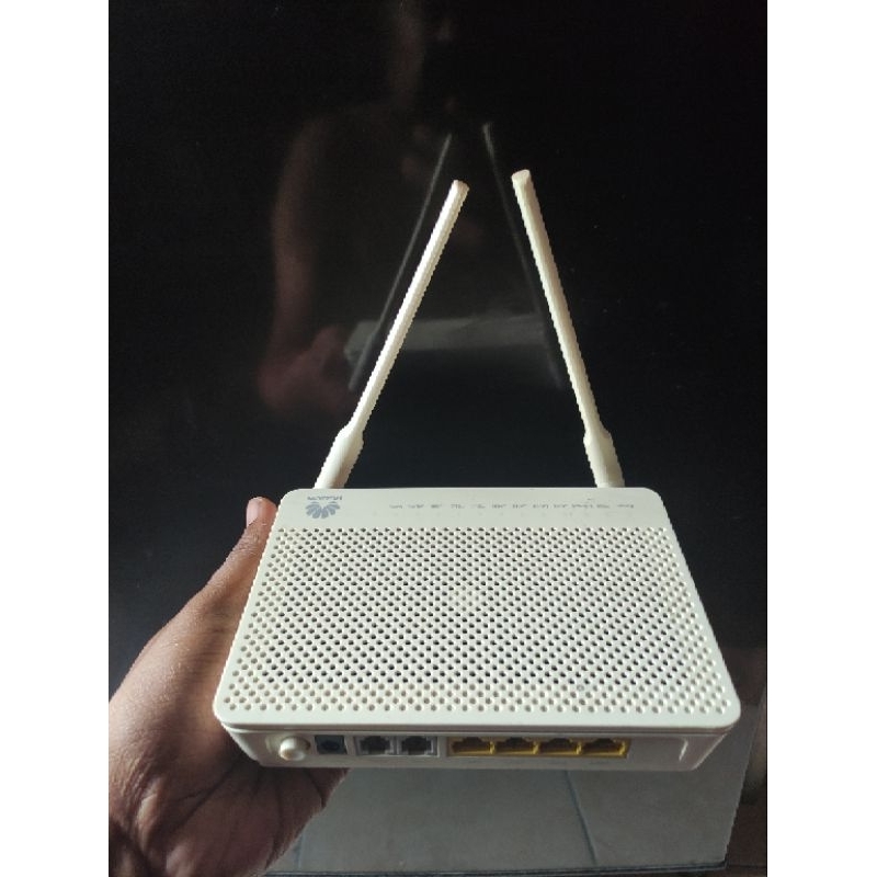 Router Wifi Huawei HG8245H5