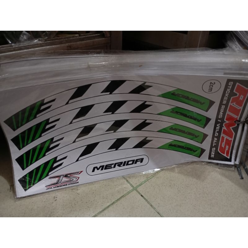 stiker sepeda variasi tulisan (merida lite)