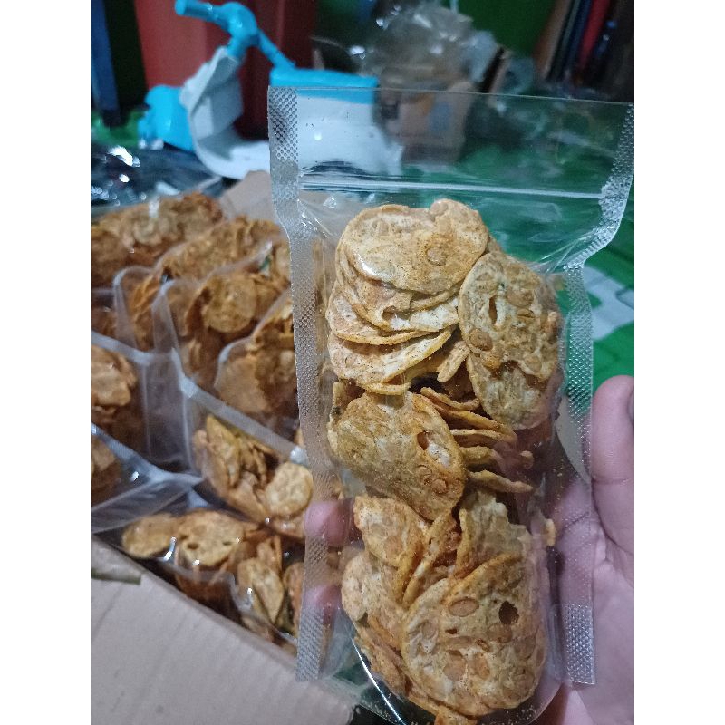 

keripik tempe sagu ENAK.ada rasa pedas & ori jeruk purut