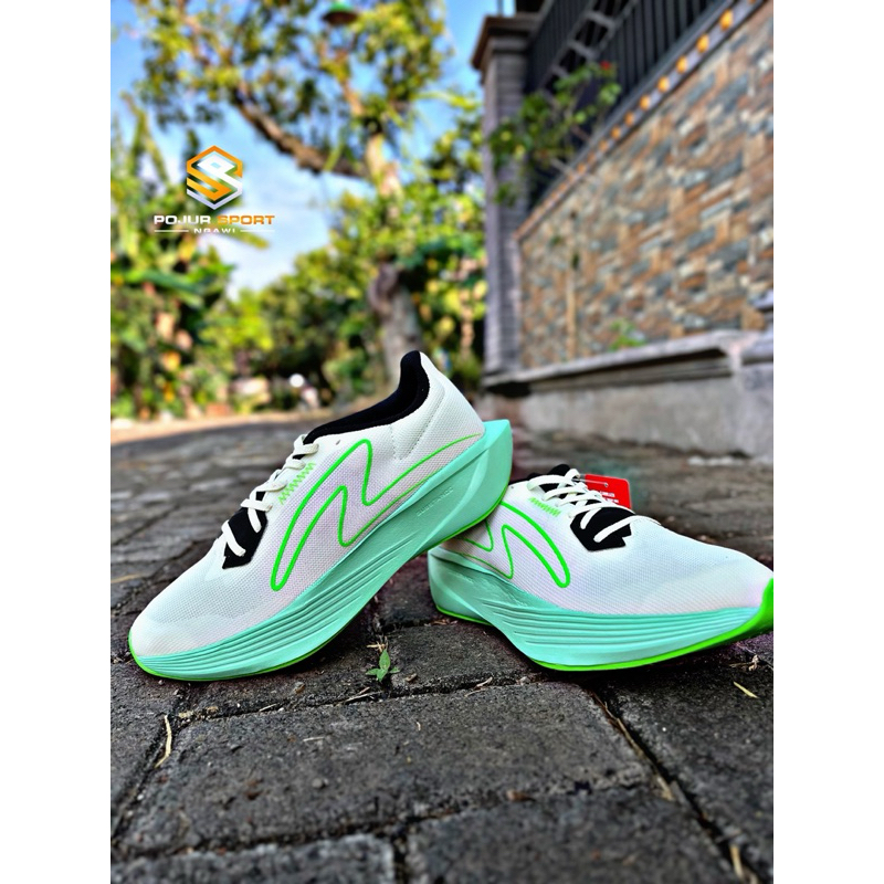 SEPATU RUNNING SPECS CLOUDBLAZER (PRODUK 100% ORI)