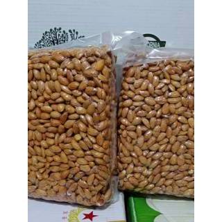 

Kacang Almond 1KG Almond Panggang Kupas Roasted Almond Natural