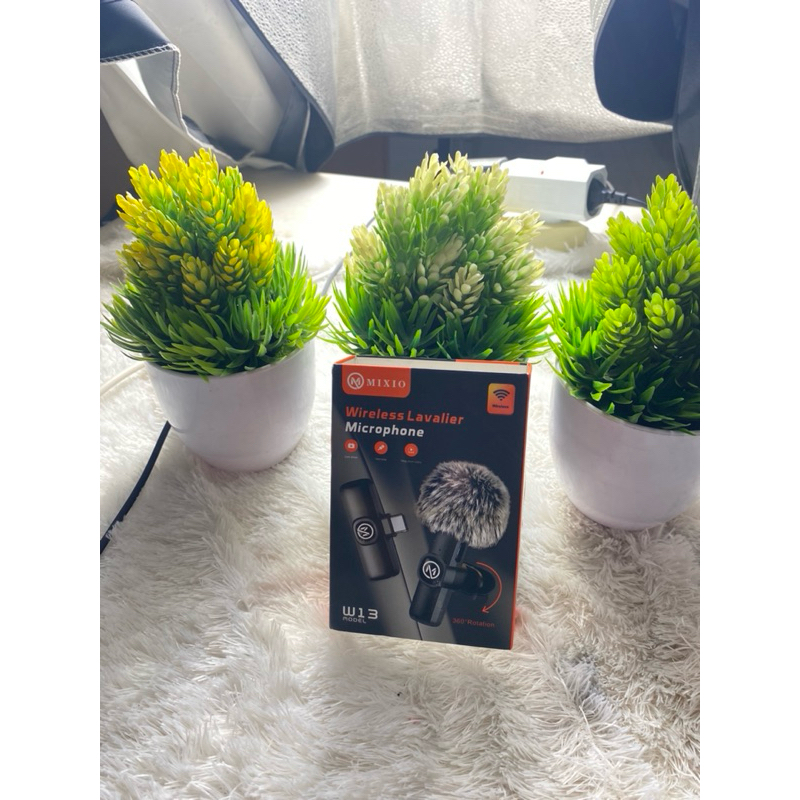 MICROPHONE WIRELESS CLIP ON MIXIO W13 LAVALIER HP PLUG & PLAY