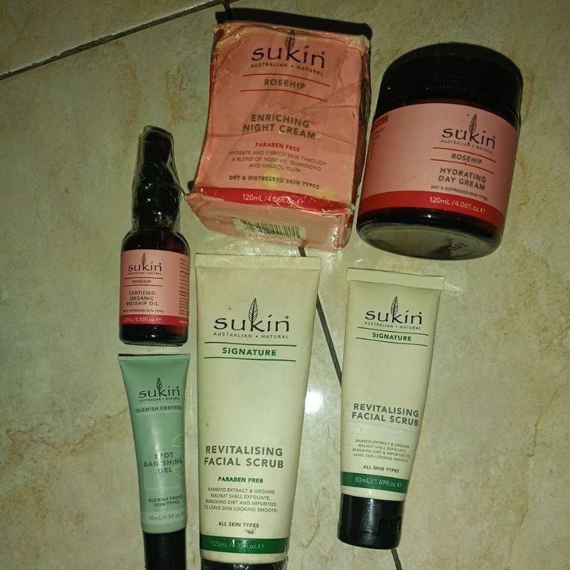 DAY NIGHT CREAM FACIAL SCRUB SPOT GEL ROSEHIP SUKIN FREE PARABEN  (reject kemasan)
