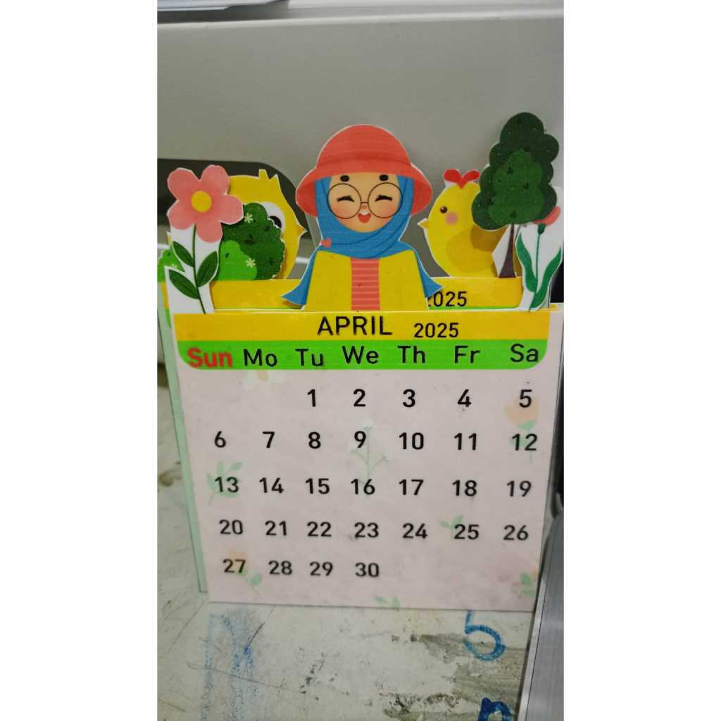 

KALENDER MEJA MINI TAHUN 2025