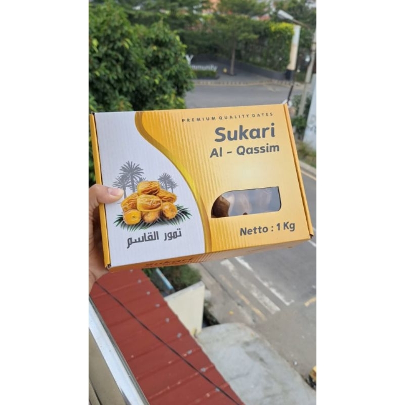 

KURMA SUKARI DUS UKURAN 1 KG- OLEH-OLEH HAJI DAN UMROH