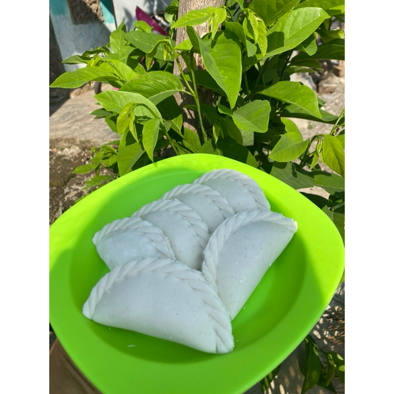 

Cireng Isi Ayam suwir Pedas 4pcs