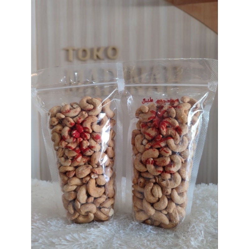 

Kacang Mete isi 1/4kg