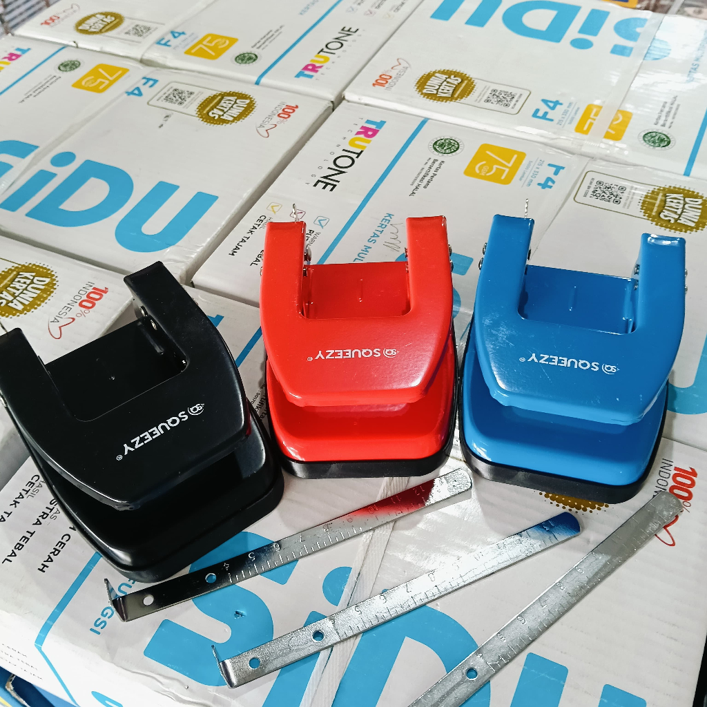 

PEMBOLONG KERTAS SQUEEZY HOLE PUNCH 2 LUBANG BESAR NO 85