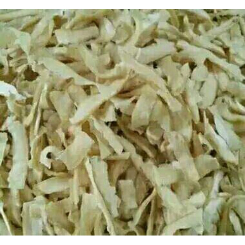 

Mangglenge mentah gurih asin renyah kemasan 500gram.