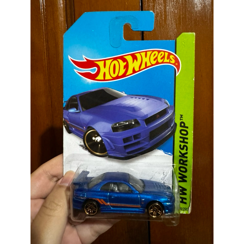 Hot Wheels Nissan Skyline GTR R34 Biru