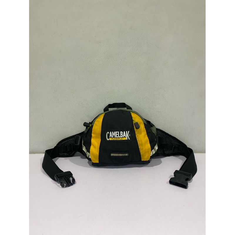tas pinggang Camelbak