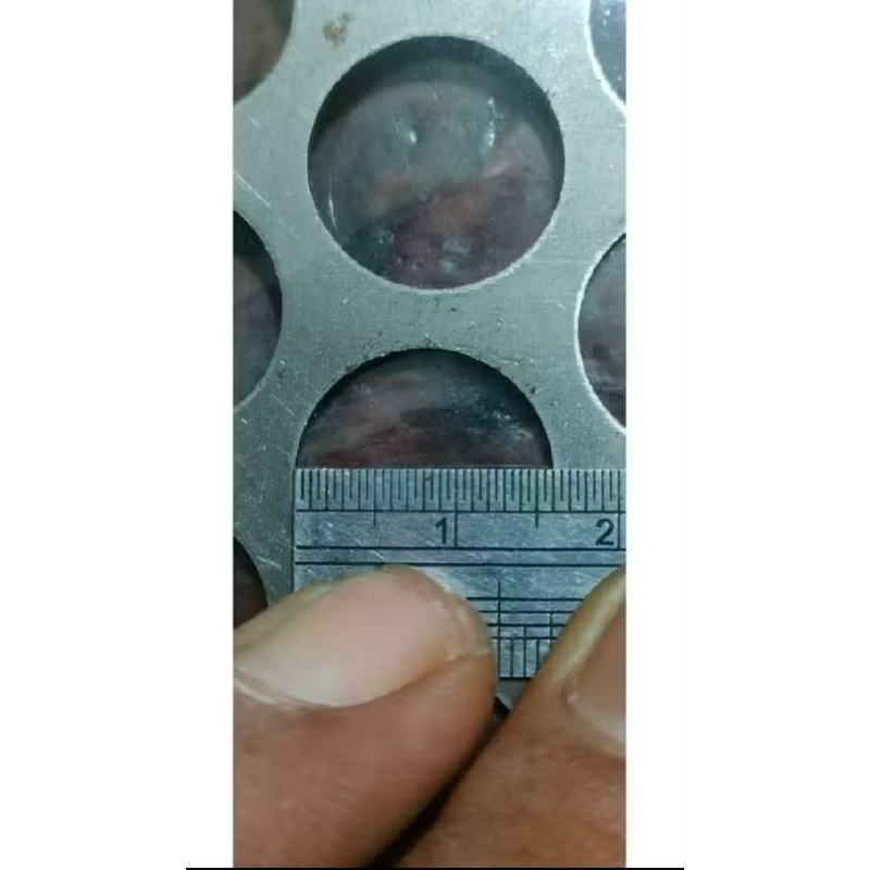 200x60 Cm Plat Besi Lubang 14 mm tebal 3 mm