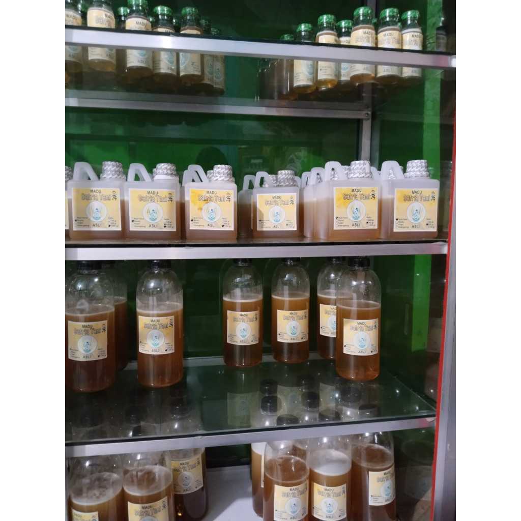 

MADU KESEHATAN ASLI TANPA CAMPURAN, LANGSUNG DARI PETANI SARANG LEBAH 100% ORIGINAL BEBAS GULA