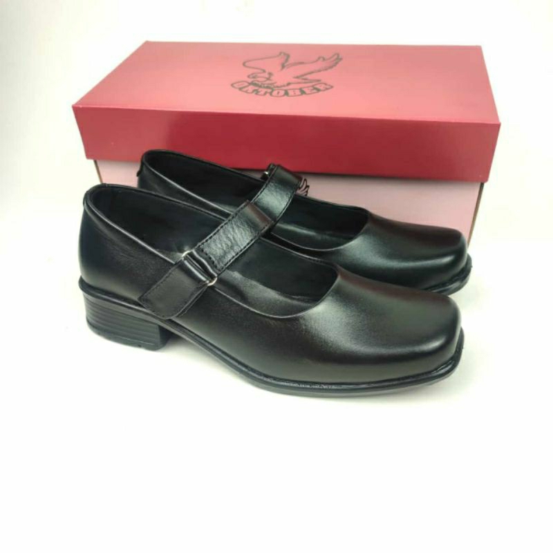 Sepatu Pantofel Paskibra Wanita kulit Flat Shoes Hitam Putih