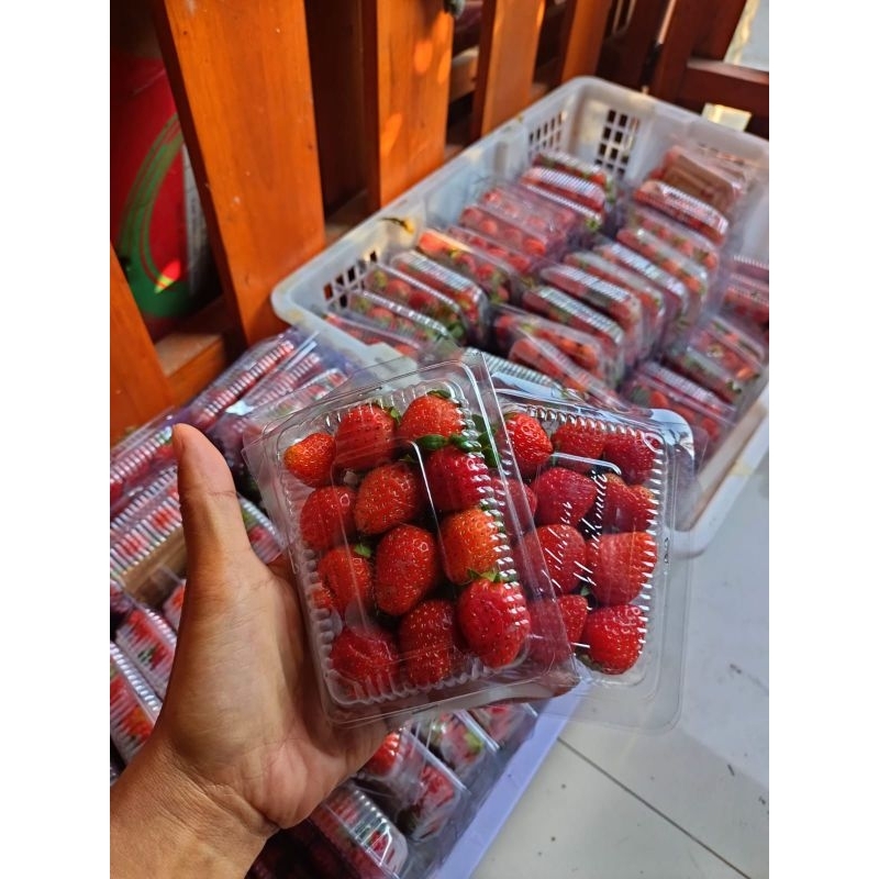 

Buah Strawberry