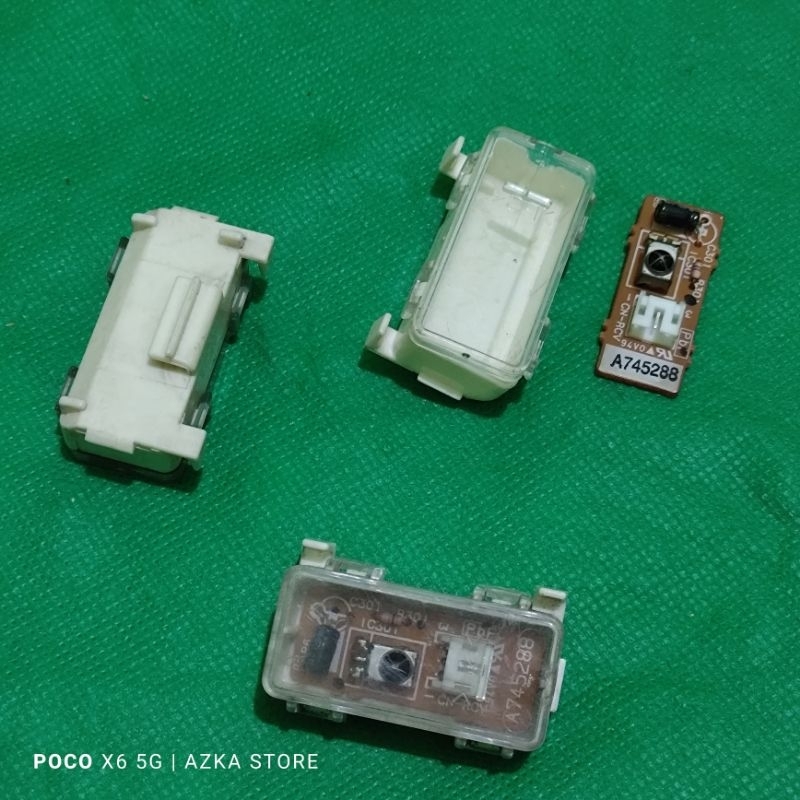 ORIGINAL SENSOR AC PANASONIC INVERTER AC PANASONIC SENSOR DI TENGAH A745288