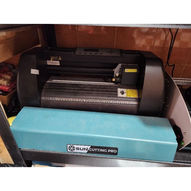 

mesin cutting jinka A4