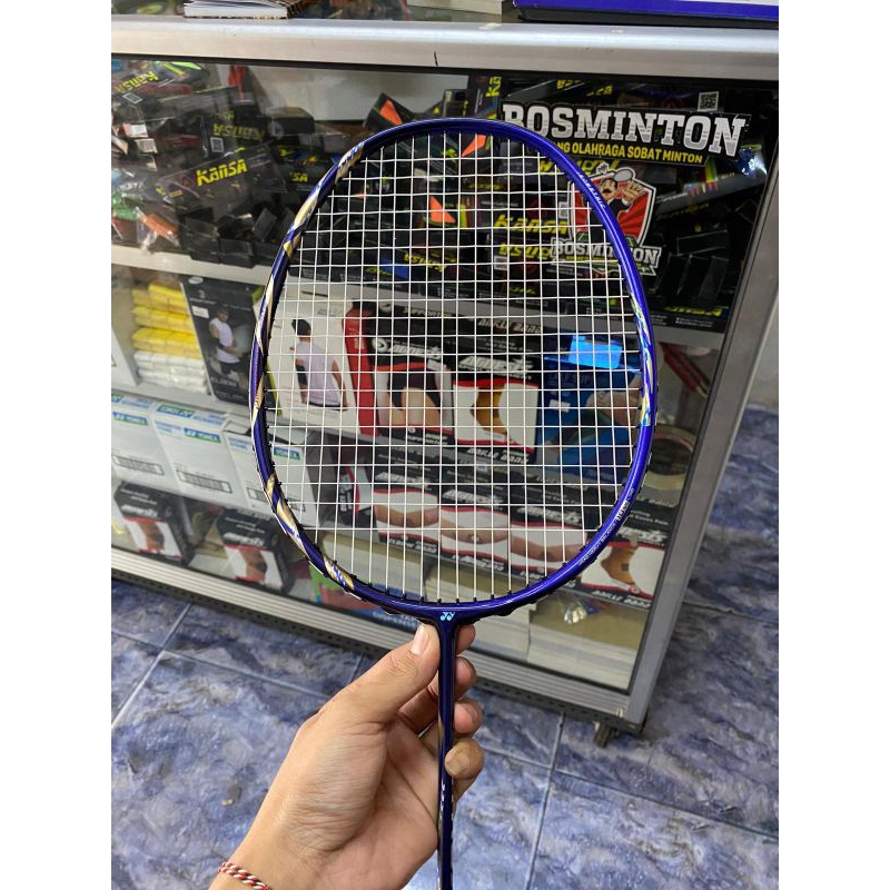 yonex astrox 99 jp code kento momota old colour raket badminton second like new