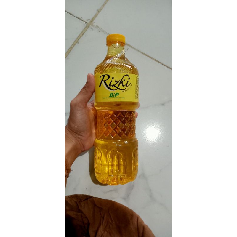 

Minyak goreng rizki botol 850ml